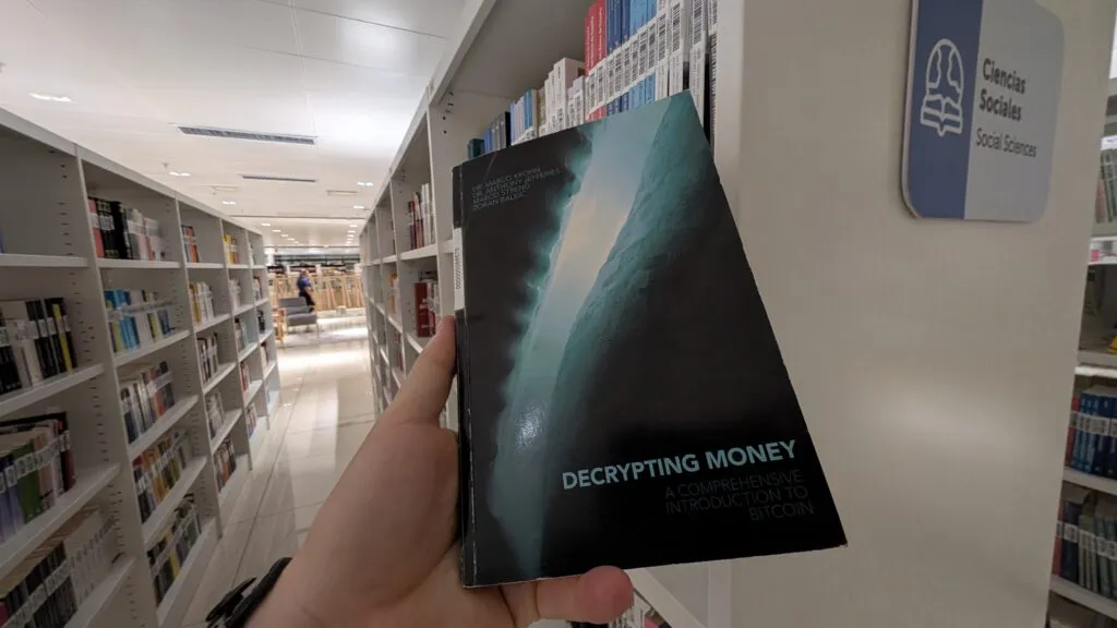Bukele's Futuristic BINAES Library Blends Books, Bitcoin, and Family Play in Revitalized Capital